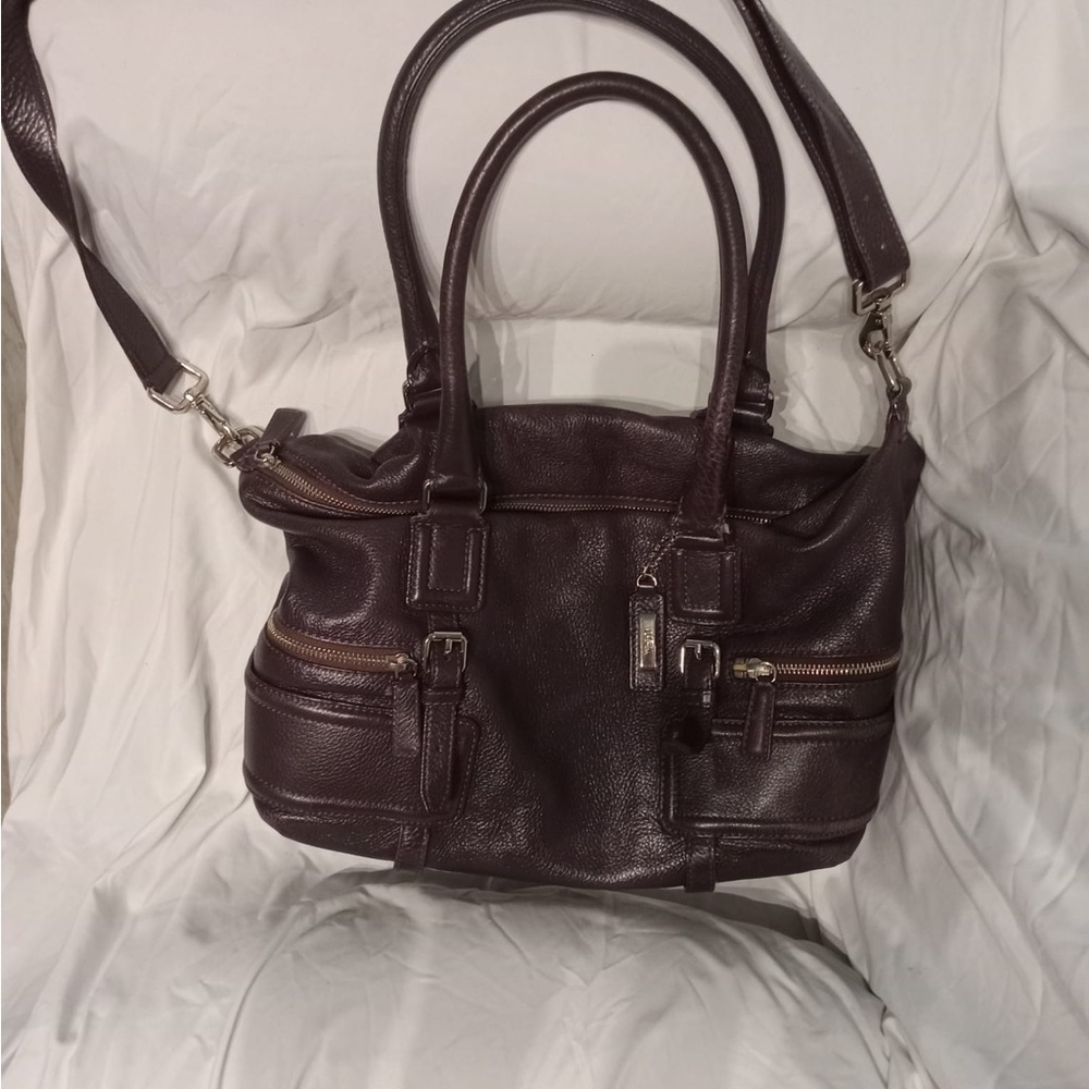 Authentic Leather Cole Haan Shoulder/Hand bag. Purple Color - Picture 6 of 14